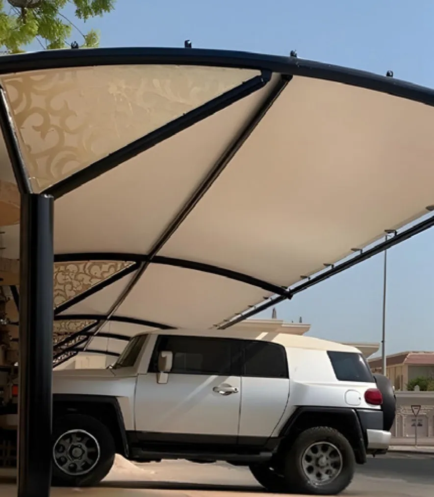 E103  مظلة سيارات بي في سي (​Size 6 * 6, قماش أبيض مائل إلى البياض, ارتفاع 2.50  متر)